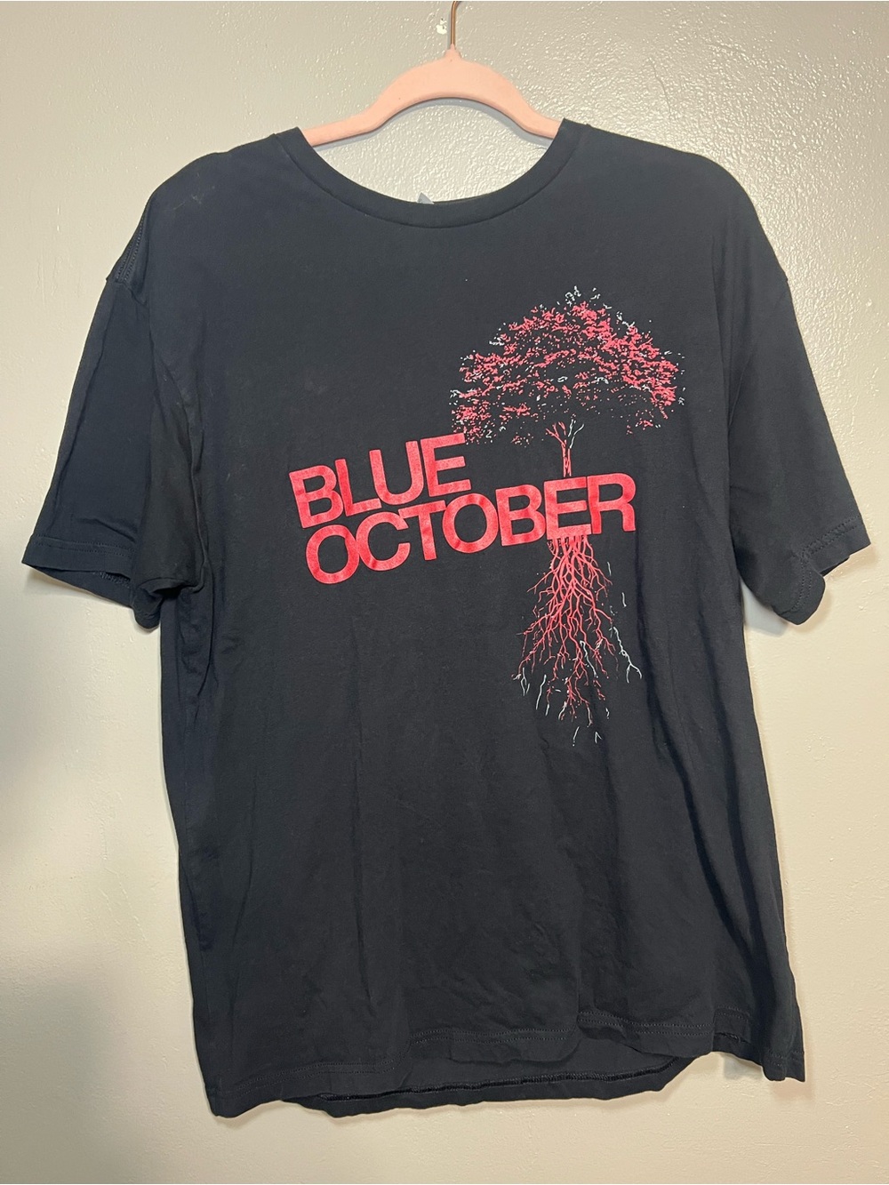 Blue October Argue With A Tree 2025 Tour Graphic T-
Shirt